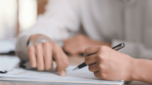 5도2촌 시공절차 03단계 - Contracting: Order finalization, contract provision and signature.